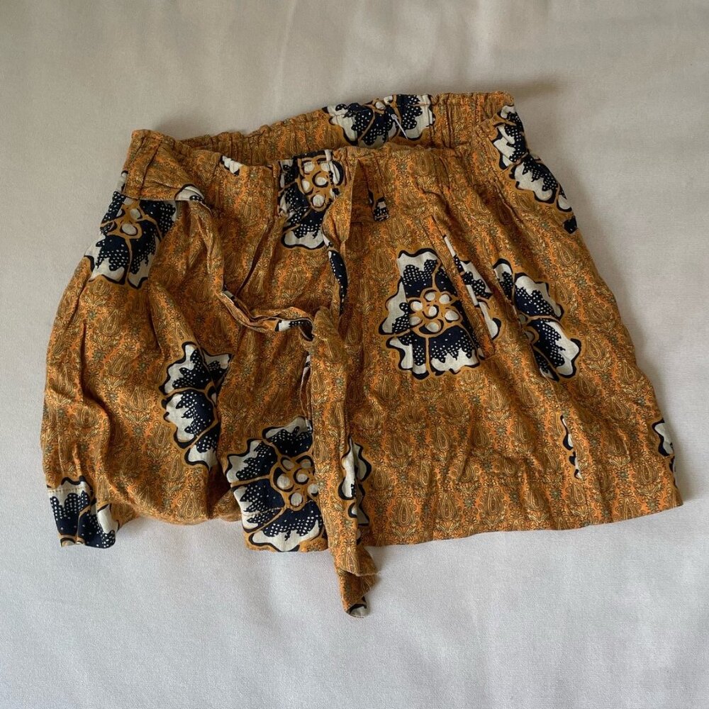 Anthropologie Patterned Paper Bag Shorts